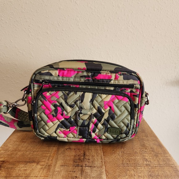 lug Handbags - LUG Quilted Crossbody Bag Pink Camo Print Lightweight Travel Purse